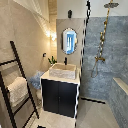 Blue Door Appartement