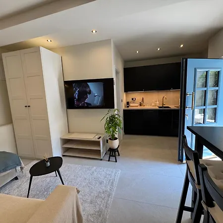 Apartamento Blue Door